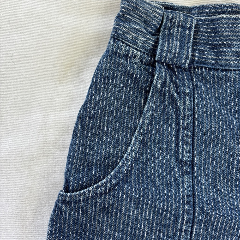 Vintage 90s Y2K High Rise Blue Hickory Stripe Denim Jean Shorts Small 26 - Picture 8 of 15